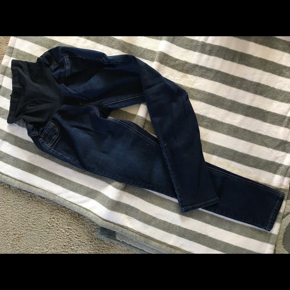 Jessica Simpson Secret Fit Skinny Maternity  Jeans